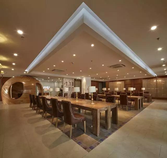 中式辦公室裝修風(fēng)格效果圖