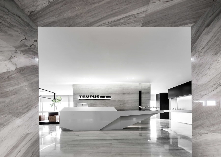 騰邦國(guó)際辦公室服務(wù)臺(tái)效果圖