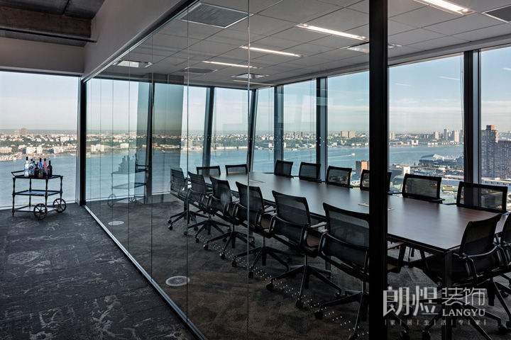 辦公室裝修玻璃隔斷效果圖