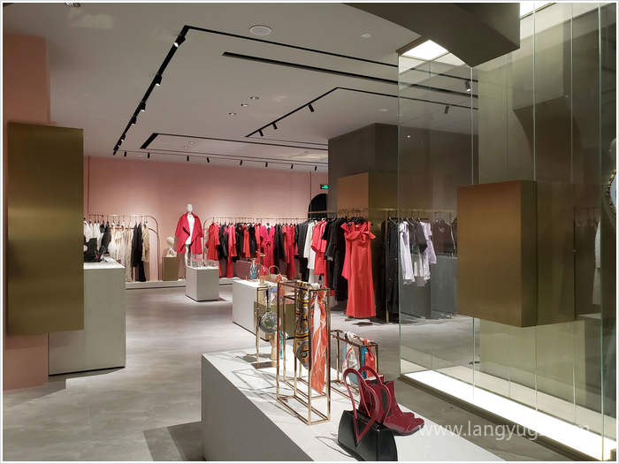 女裝店簡單吊頂圖片