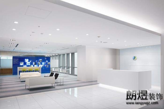 辦公室裝修前臺(tái)大廳明亮度