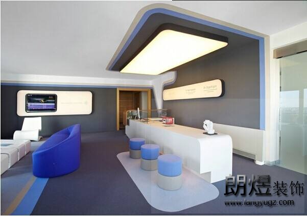 辦公室裝修前臺(tái)大廳重點(diǎn)體現(xiàn)